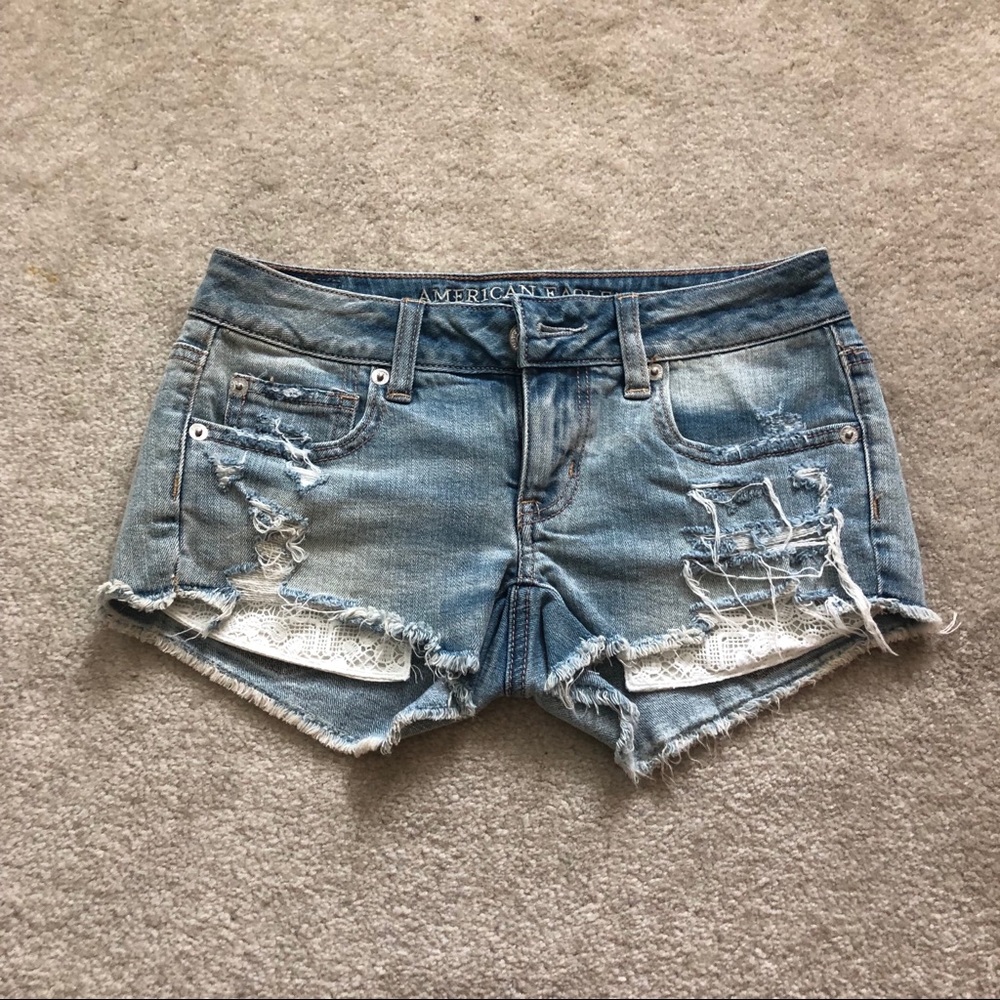shorts with lace pockets